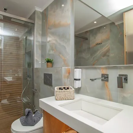 Daire Athinais Chaniotis